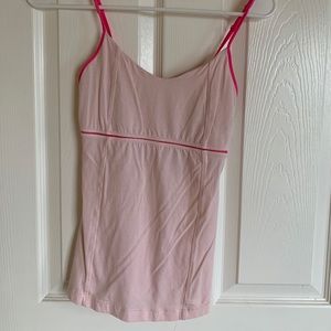 Lululemon top